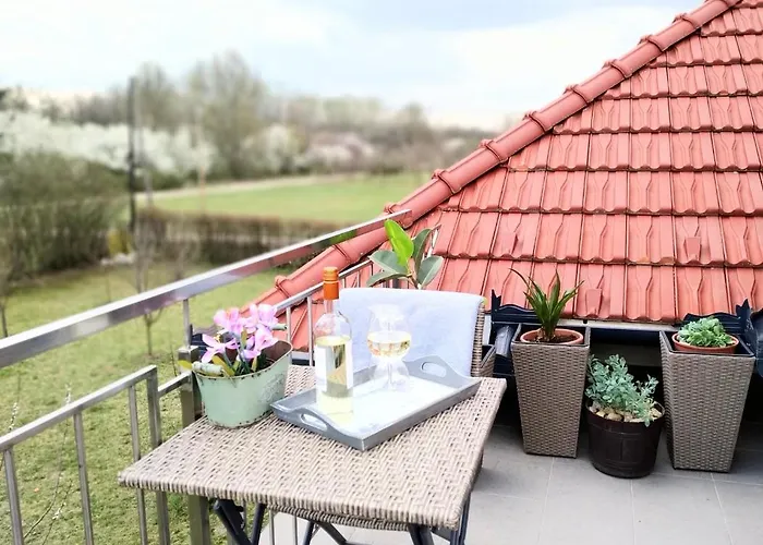 Rozmaring Vendeghaz Pensionat 3*